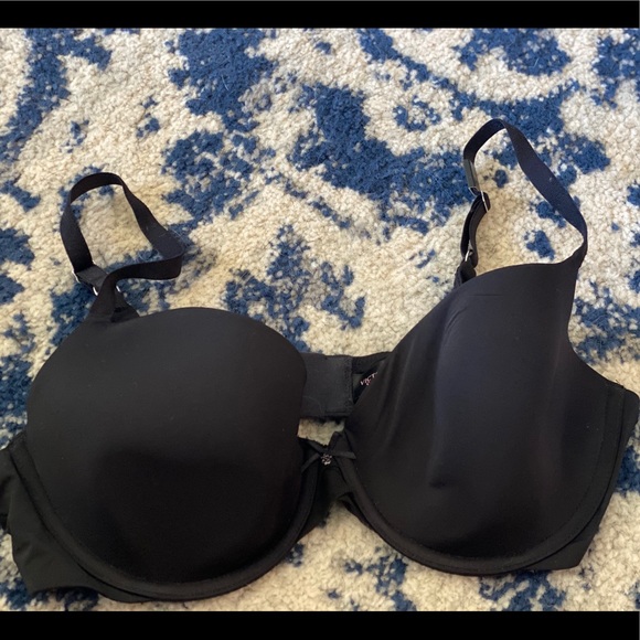 Victoria’s Secret 36C Bra - Picture 1 of 3